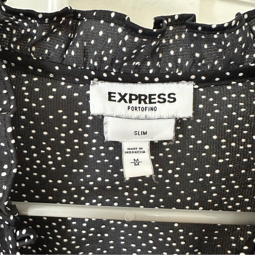 Express Blouse - Medium - Picture 3 of 3